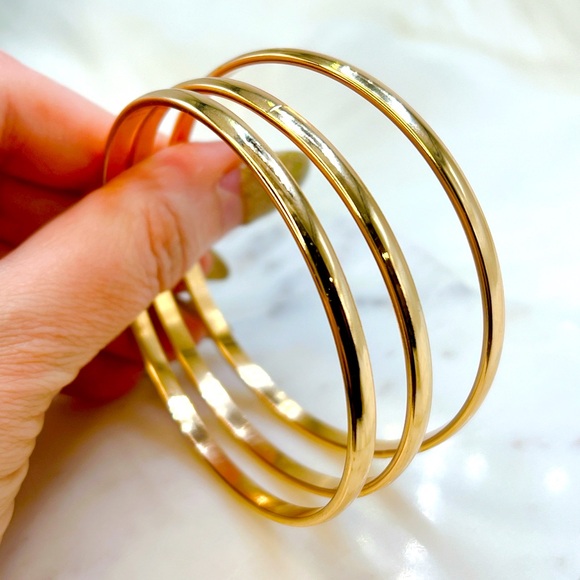 Yellow gold plated 3 bangle bracelet set 🌟 M fit - Picture 4 of 8